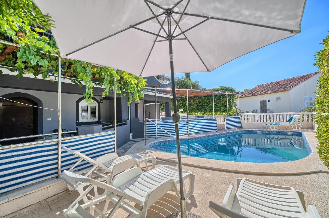 Apartmani Ticic Trogir Kültér fotó